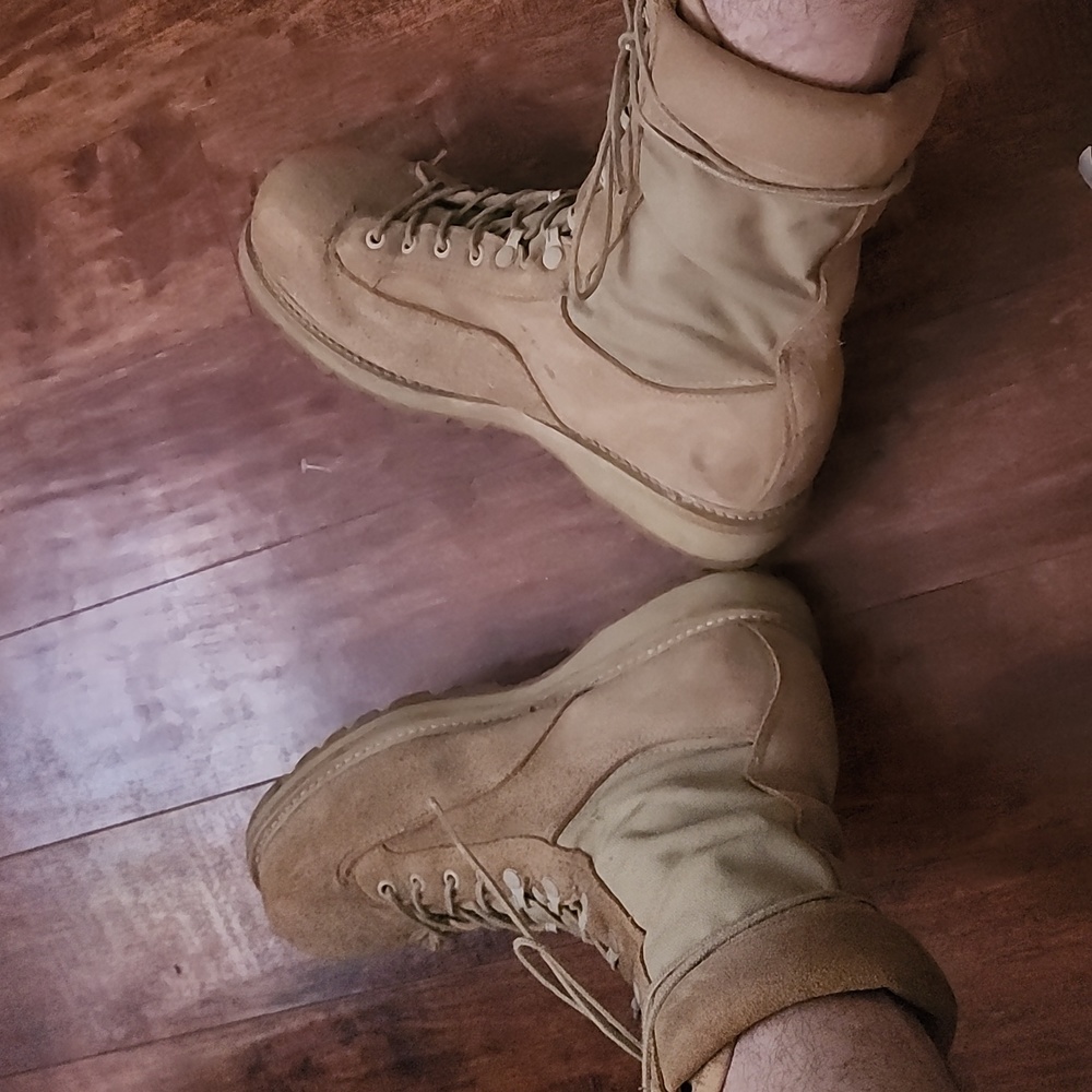 CSA Steeltoe Desert Combat boots